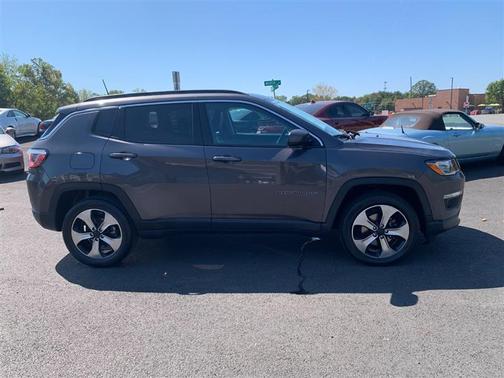 2017 Jeep New Compass Latitude