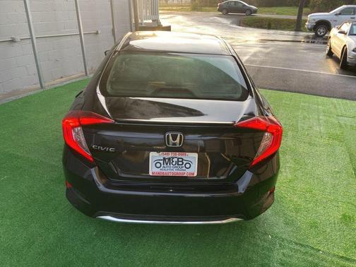 Crystal Black Pearl 2019 Honda Civic LX