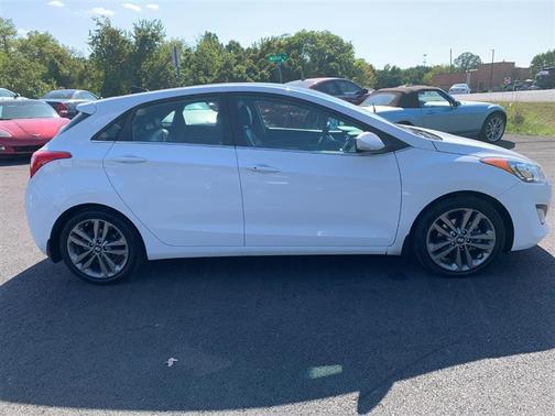 2016 Hyundai Elantra GT Base