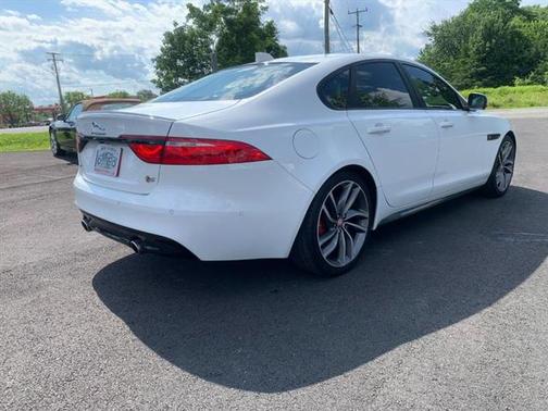 2017 Jaguar XF S