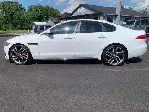 2017 Jaguar XF S