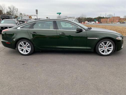 2016 Jaguar XJ XJL Portfolio