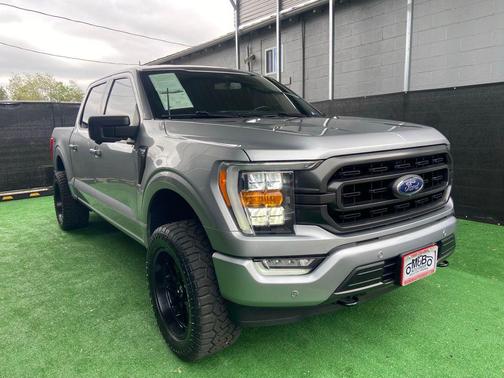 Iconic Silver Metallic 2021 Ford F-150 XLT