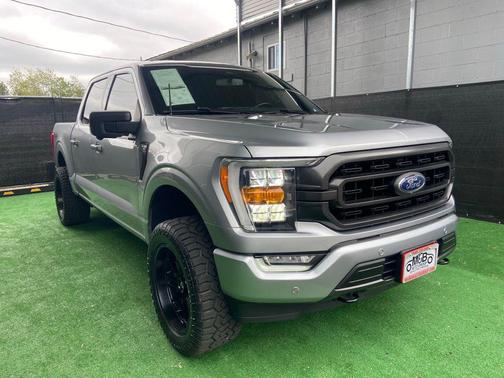 Iconic Silver Metallic 2021 Ford F-150 XLT