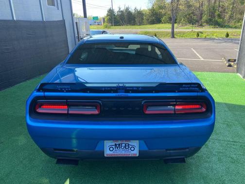 B5 Blue Pearl Coat 2015 Dodge Challenger R/T