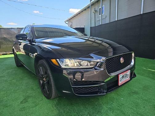 Narvik Black 2019 Jaguar XE 25t Premium