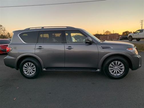 2017 Nissan Armada SV