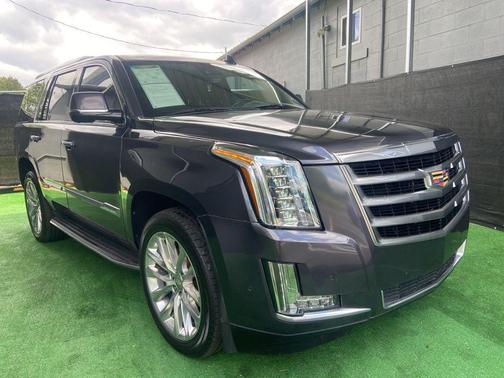 Dark Granite Metallic 2017 Cadillac Escalade Luxury