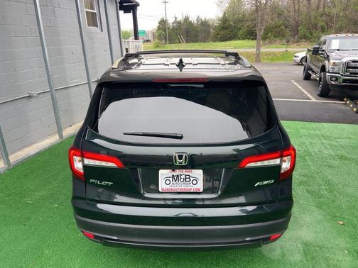 Modern Steel Metallic 2019 Honda Pilot LX