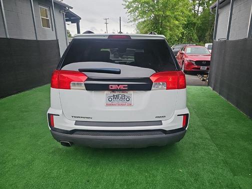 Summit White 2017 GMC Terrain SLE-2