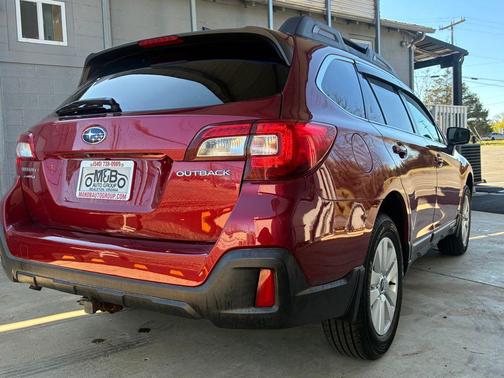 2018 Subaru Outback 2.5i Premium