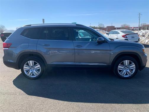 2019 Volkswagen Atlas 3.6L SE w/Technology