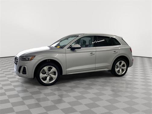2025 Audi Q5 45 S line Premium Plus