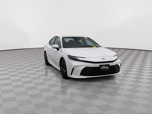 Ice Cap 2026 Toyota Camry LE