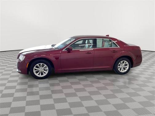 2023 Chrysler 300 Touring