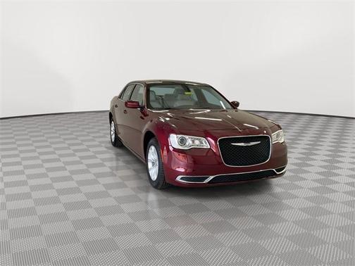 2023 Chrysler 300 Touring
