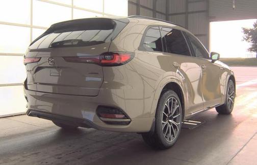 Zircon Sand Metallic 2026 Mazda CX-70 3.3 Turbo S Premium