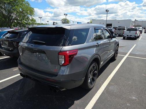 Carbonized Gray Metallic 2021 Ford Explorer ST