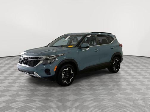 Pluton Blue 2026 Kia Seltos EX
