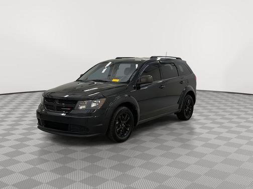 Pitch Black Clearcoat 2020 Dodge Journey SE Value