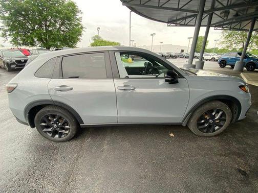 Urban Gray Pearl 2024 Honda HR-V Sport