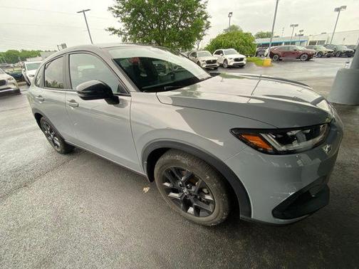 Urban Gray Pearl 2024 Honda HR-V Sport
