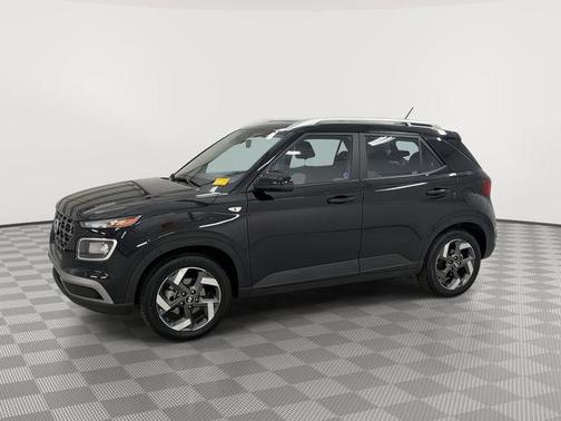 Onyx Black 2026 Hyundai VENUE SEL