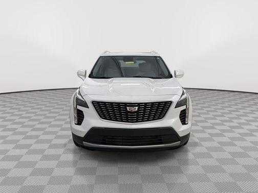 Crystal White Tricoat 2022 Cadillac XT4 Premium Luxury