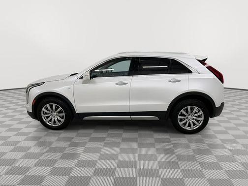 Crystal White Tricoat 2022 Cadillac XT4 Premium Luxury