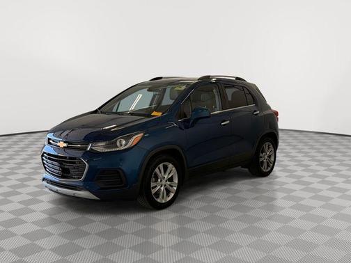Pacific Blue Metallic 2019 Chevrolet Trax LT