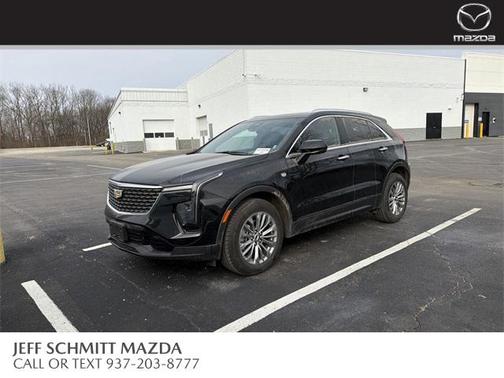 2025 Cadillac XT4 Premium Luxury