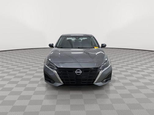 2025 Nissan Altima S FWD