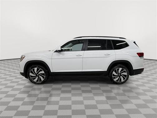 2025 Volkswagen Atlas 2.0T SE w/Technology 4MOTION