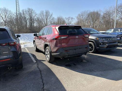 2019 Toyota RAV4 LE