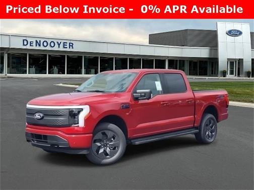 2025 Ford F-150 Lightning Flash