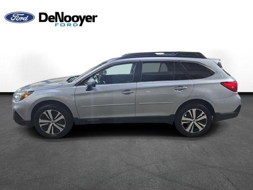 Ice Silver Metallic 2018 Subaru Outback 2.5i Limited