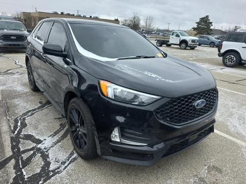 Black Metallic 2024 Ford Edge ST Line