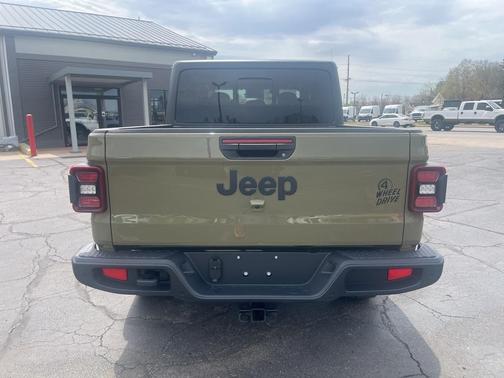 2025 Jeep Gladiator Sport
