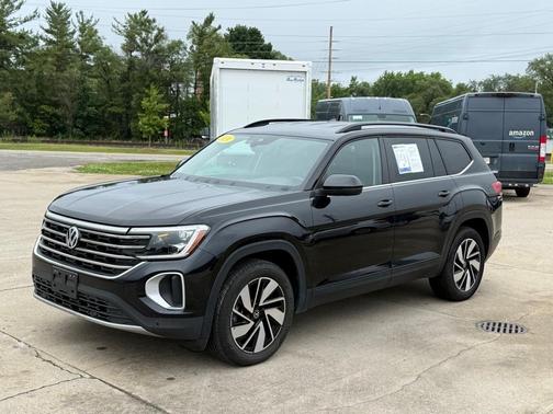 2024 Volkswagen Atlas 2.0T SE