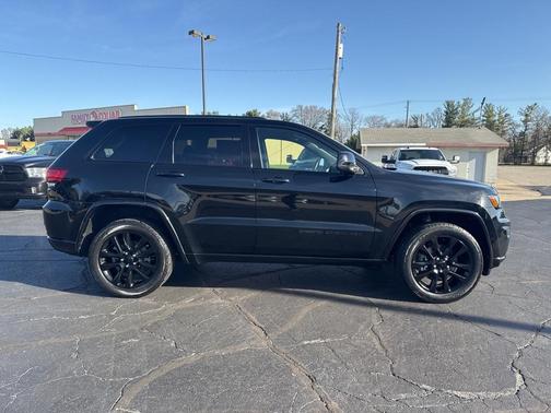 2021 Jeep Grand Cherokee Laredo X