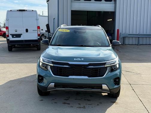 2024 Kia Seltos S