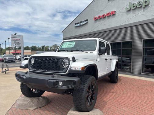 Bright White Clearcoat 2025 Jeep Gladiator Sport