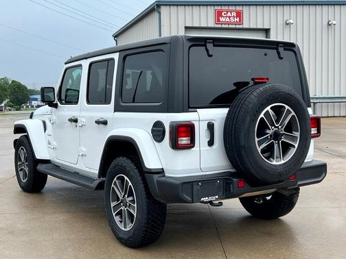 2023 Jeep Wrangler Sahara