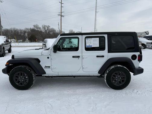 2024 Jeep Wrangler Sport