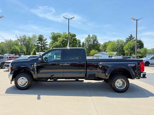 Black Metallic 2026 Ford F-350 XLT