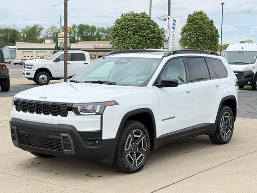 Bright White Clearcoat 2026 Jeep Cherokee LAREDO/LIMITED