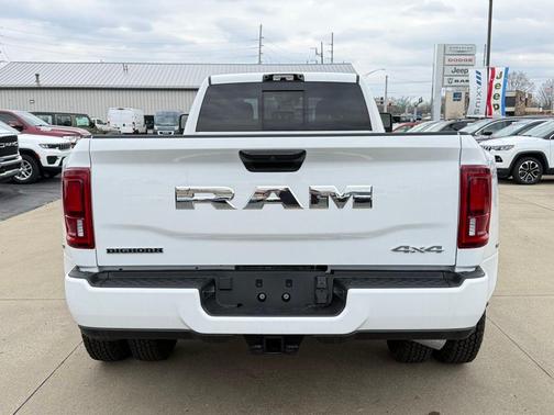 Bright White Clearcoat 2026 RAM 3500 Big Horn
