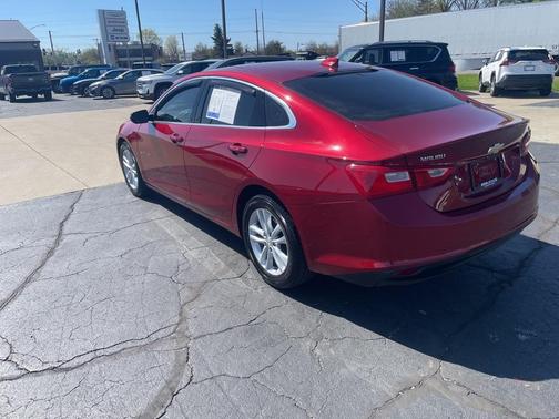 2017 Chevrolet Malibu 1LT