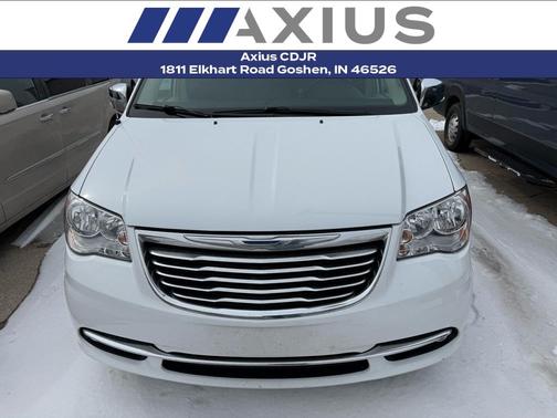 2015 Chrysler Town & Country Touring-L