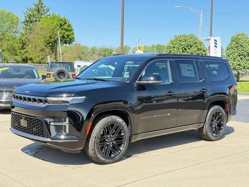 Gloss Black 2026 Jeep Grand Wagoneer Limited Reserve